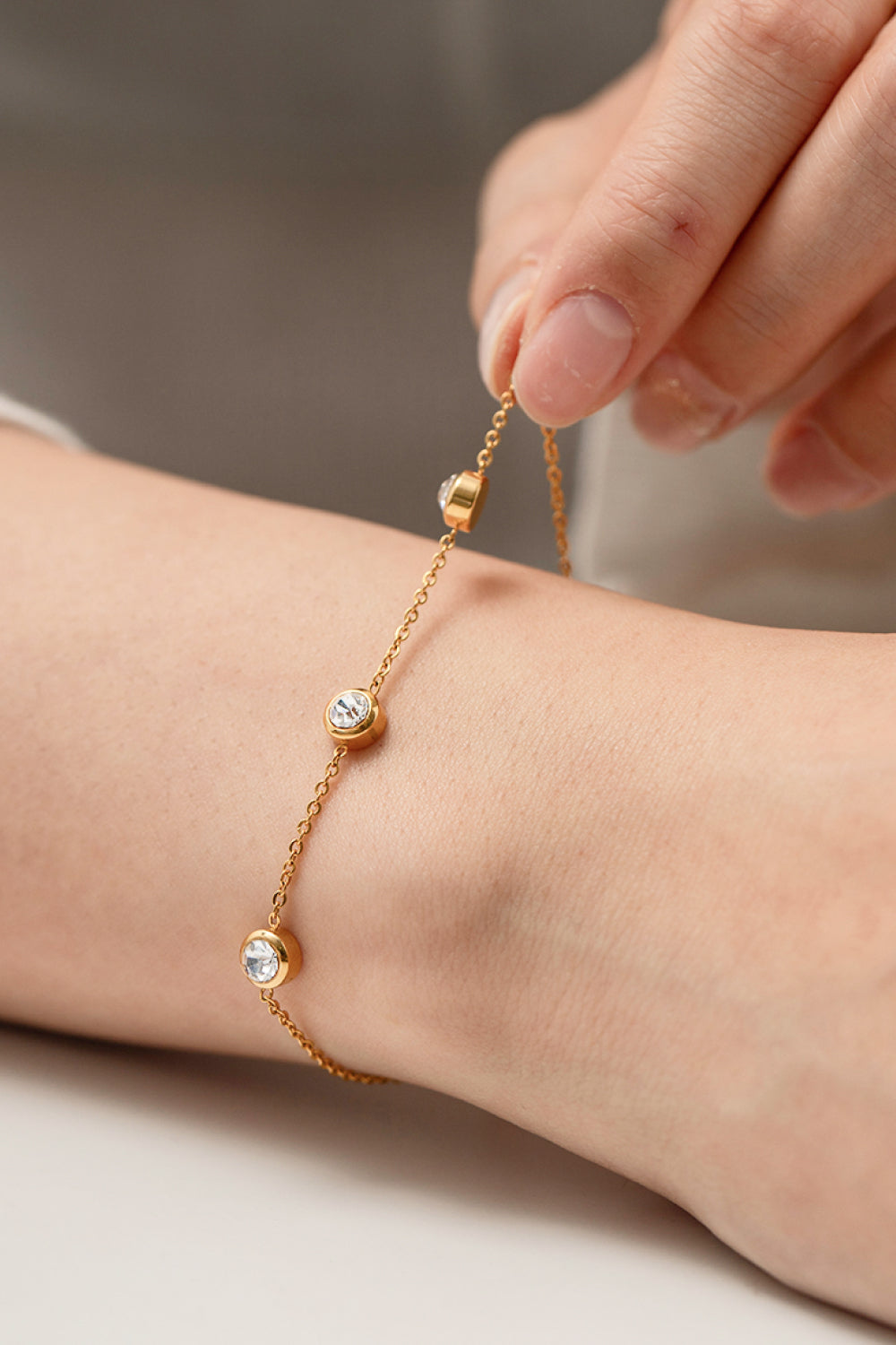 3 Stone Bracelet 18k gold-plated