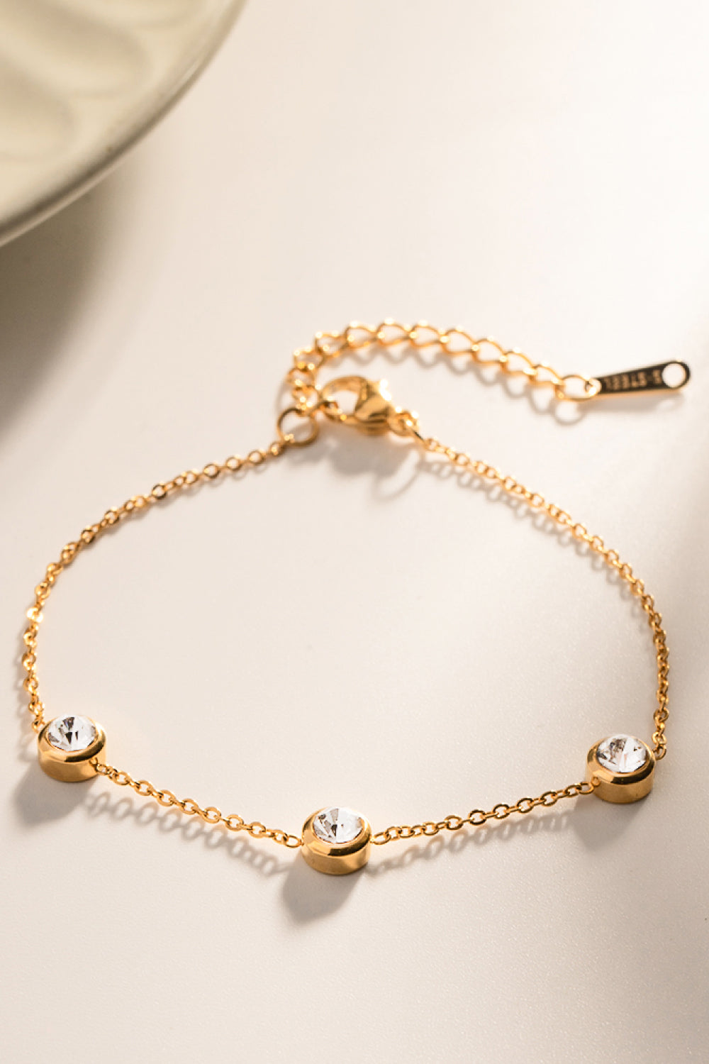 3 Stone Bracelet 18k gold-plated