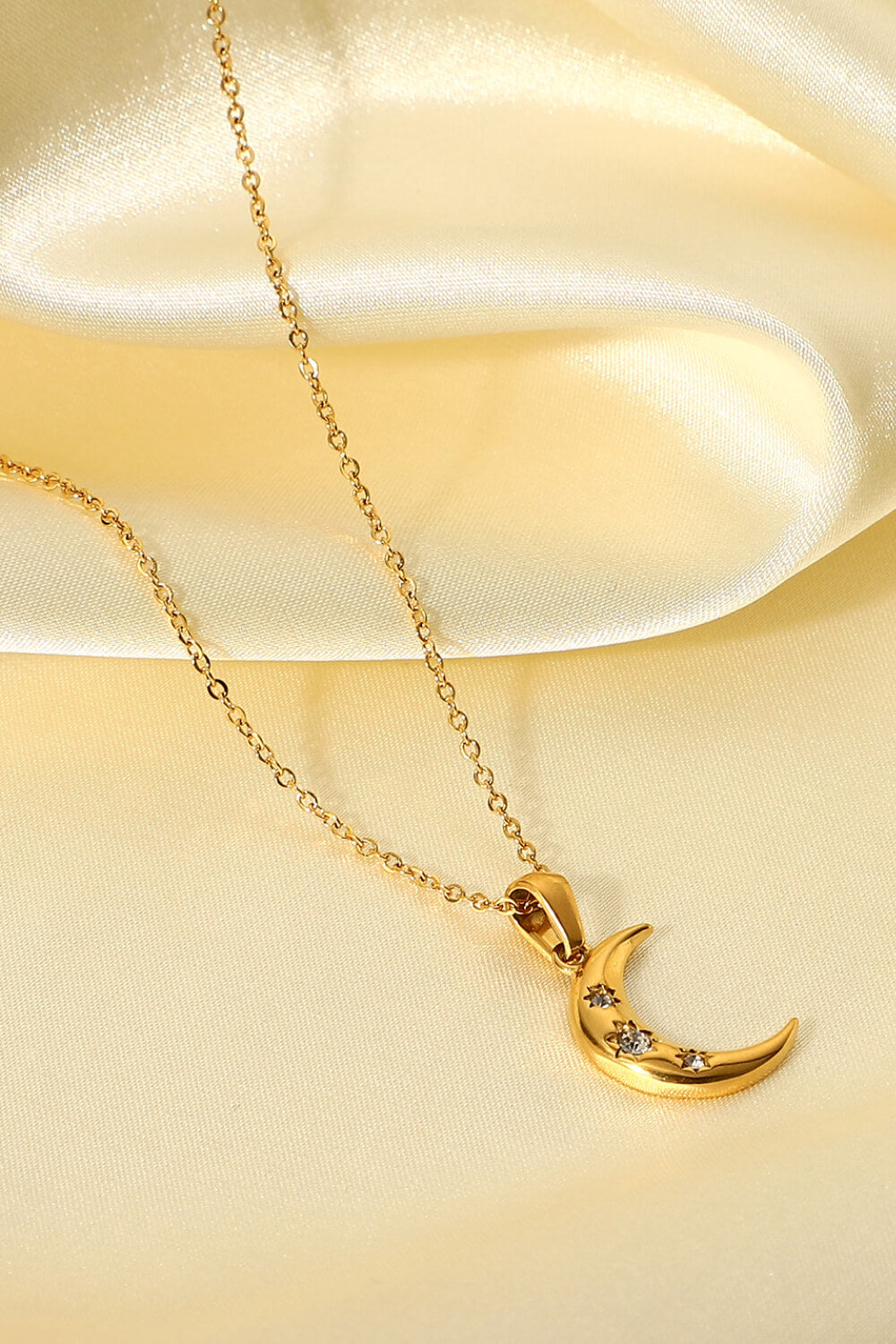 Crecent Moon with 3 Inlaid Stars Necklace 18K Gold Plated